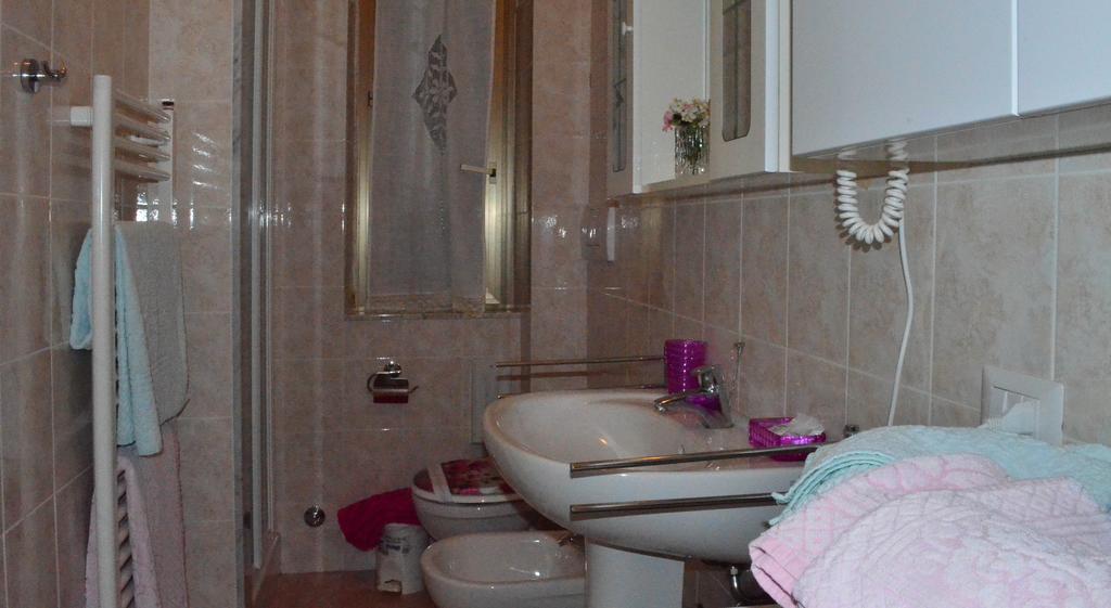 La Casa Delle Rose Room With Air Conditioning Λα Σπέτσια Εξωτερικό φωτογραφία