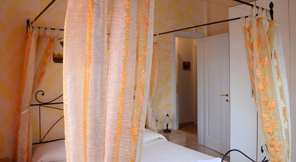 La Casa Delle Rose Room With Air Conditioning Λα Σπέτσια Εξωτερικό φωτογραφία